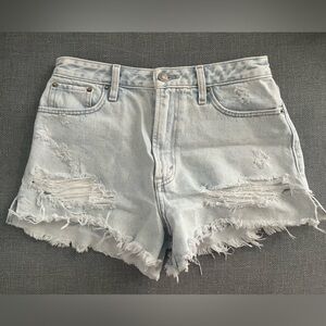 Abercrombie & Fitch Annie High Rise Short - Size 4